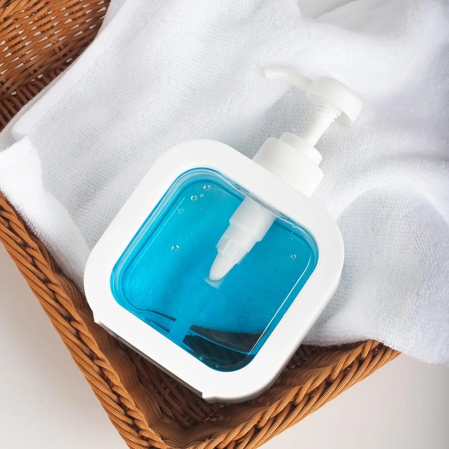 Modern Hand Soap Dispenser β Transparent Pump Bottle (300ml/500ml)